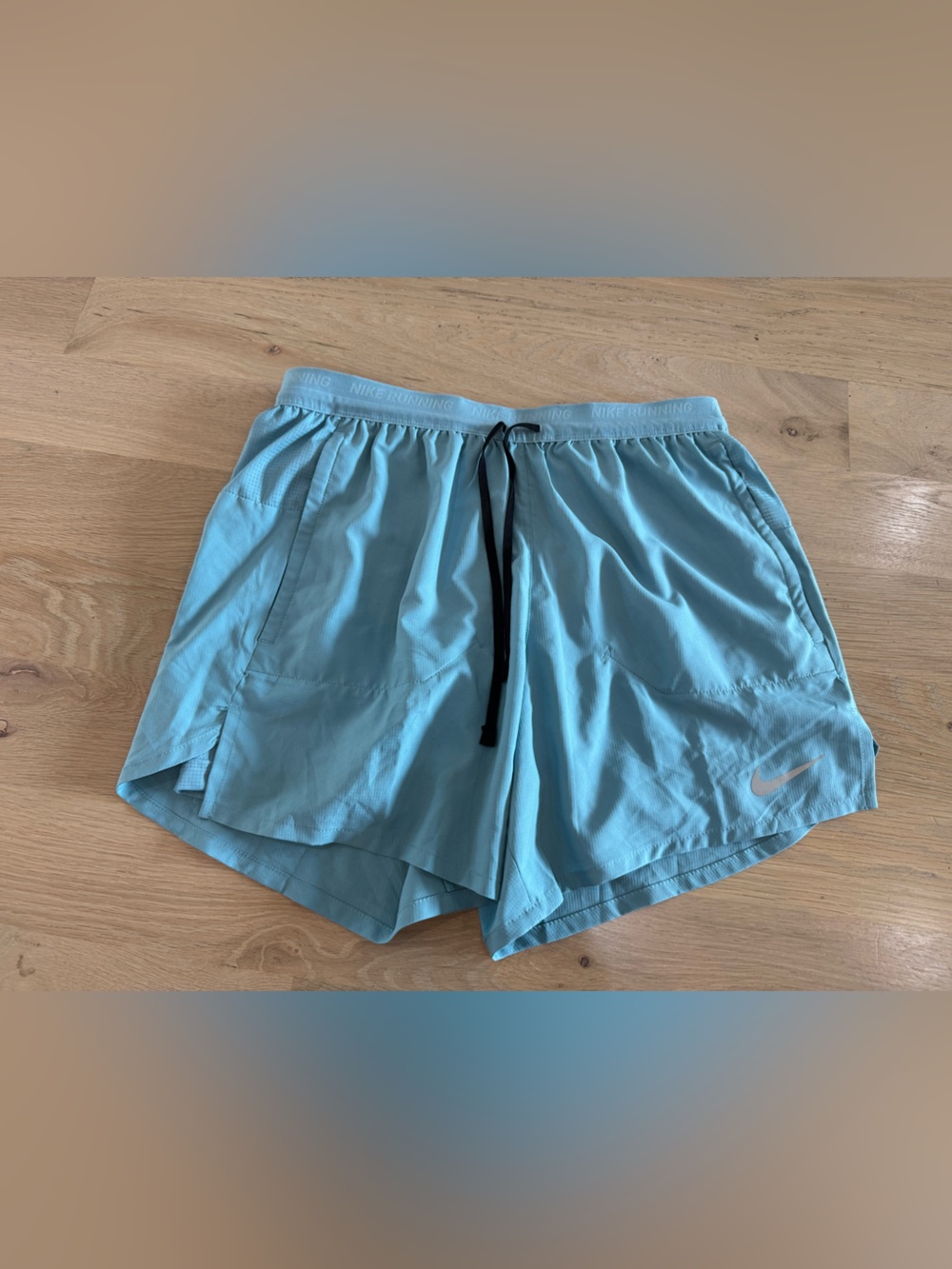 Nike Dri-FIT Stride Running Shorts blue size small